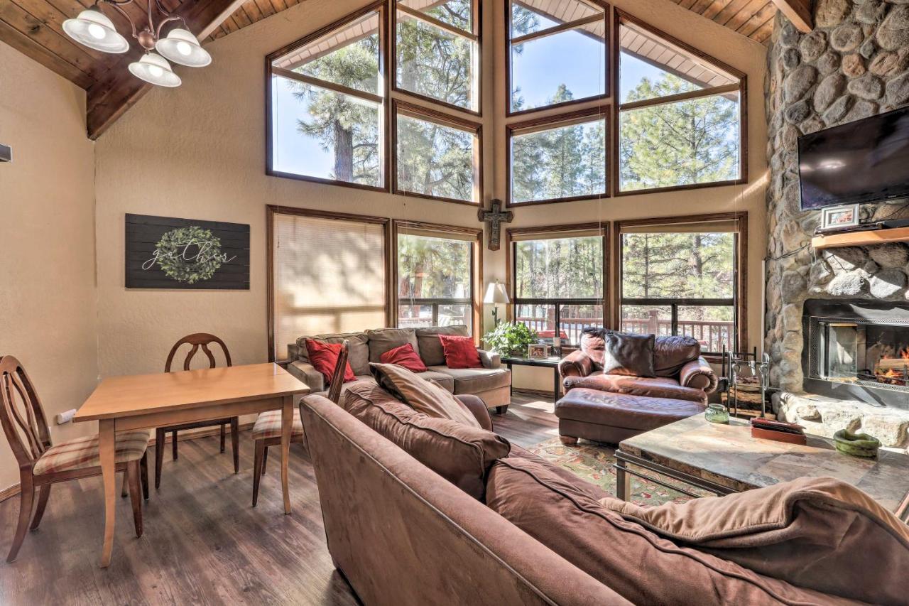 Munds Park Cabin With Fire Pit And Wraparound Porch! Eksteriør bilde